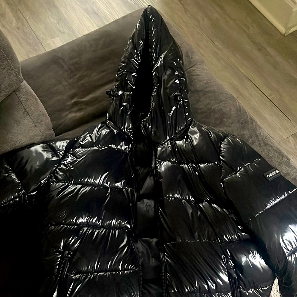 black puffer jacket